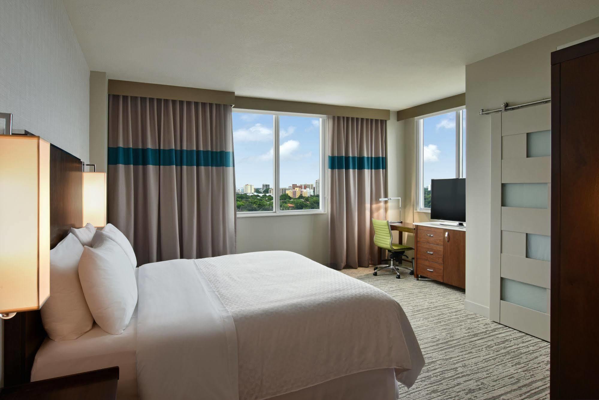 Four Points By Sheraton Coral Gables Miami Zewnętrze zdjęcie